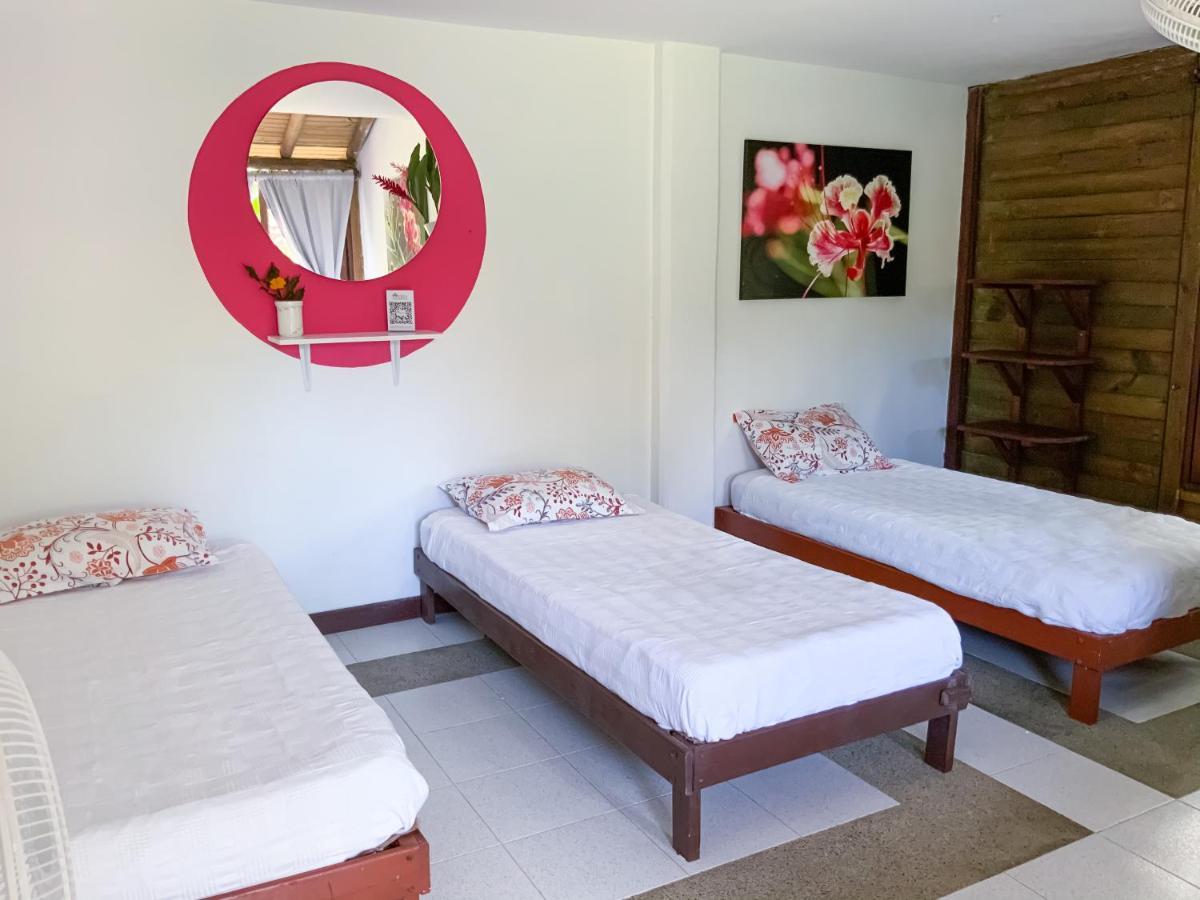 Los Robles Capurgana Hotel Luaran gambar