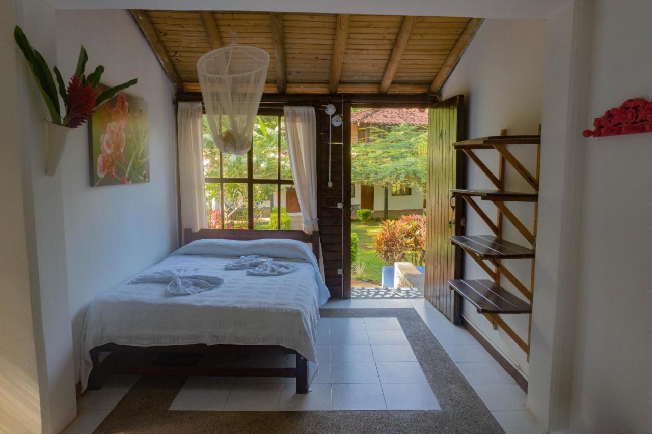 Los Robles Capurgana Hotel Luaran gambar