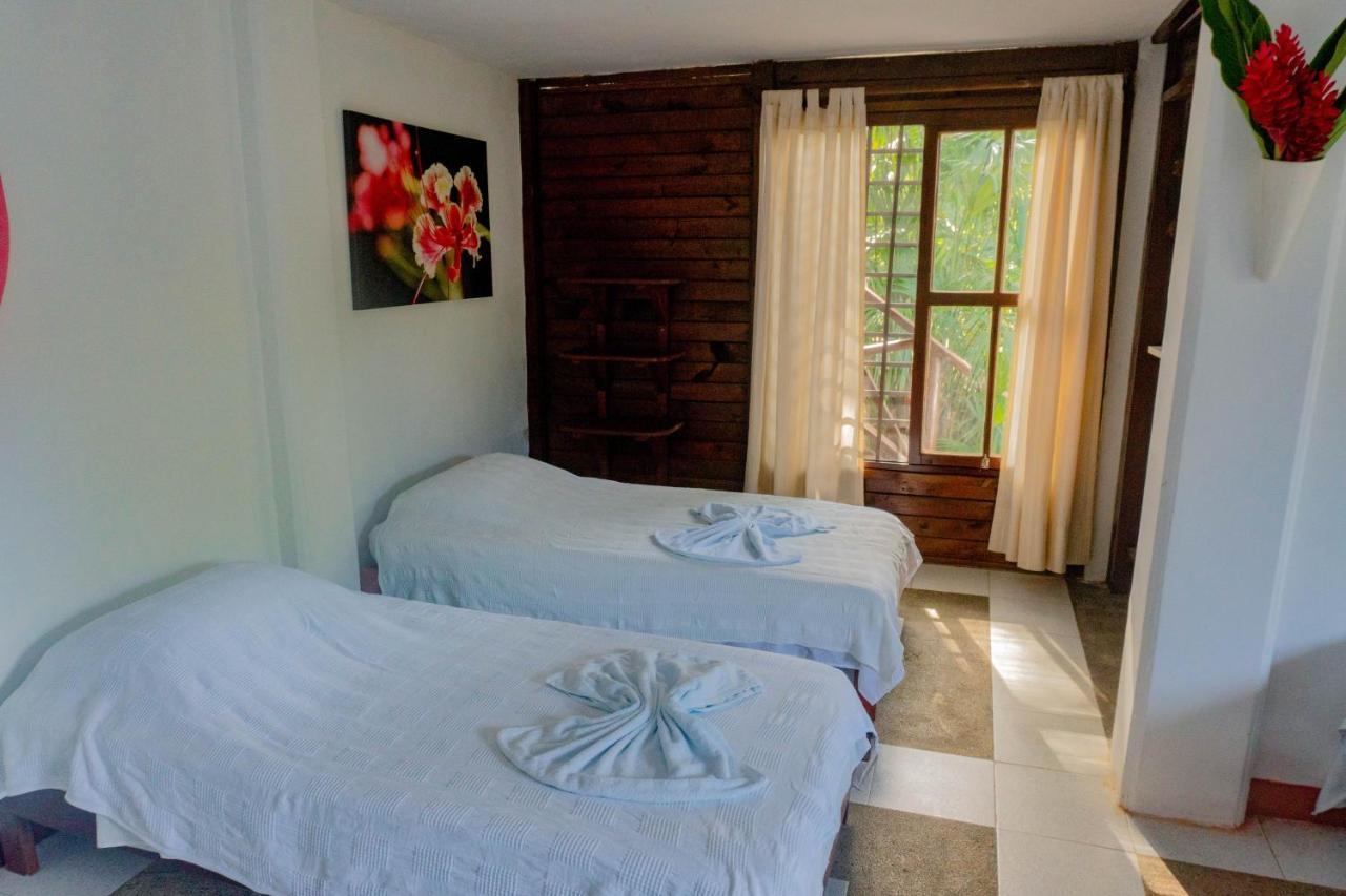 Los Robles Capurgana Hotel Luaran gambar
