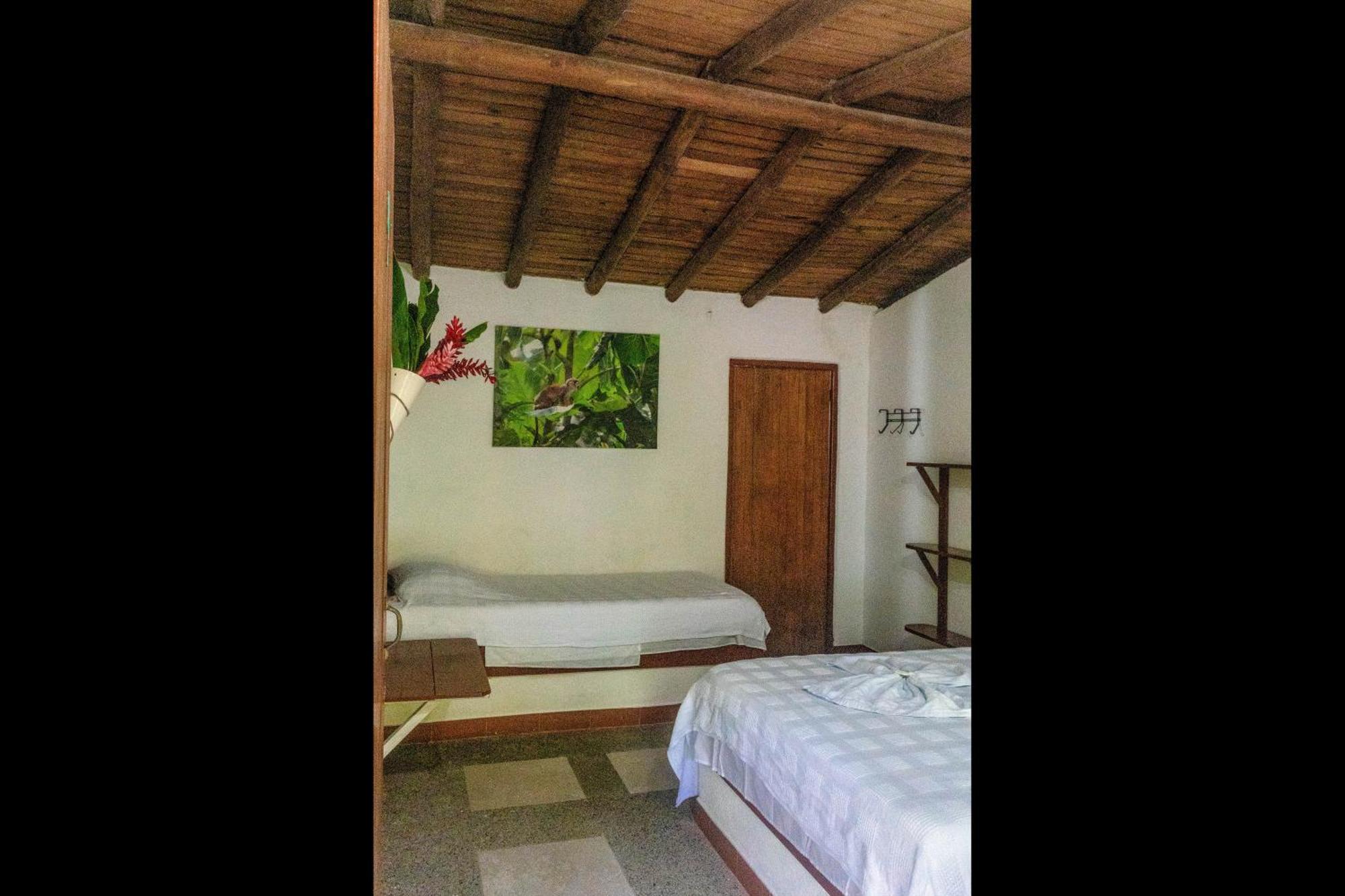 Los Robles Capurgana Hotel Bilik gambar